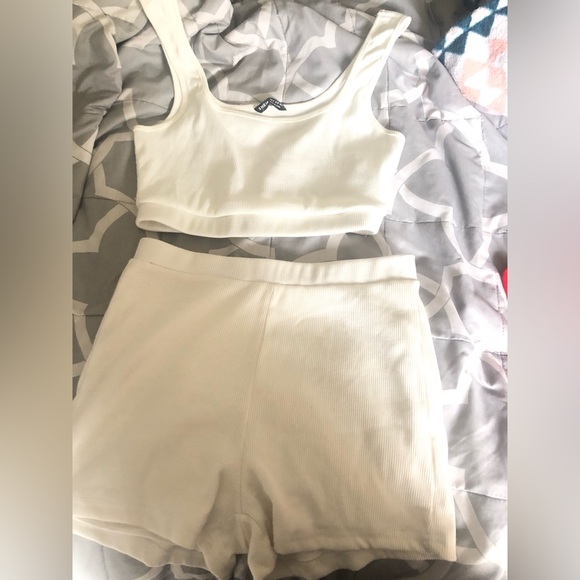 Shien 2 piece set - Picture 2 of 2